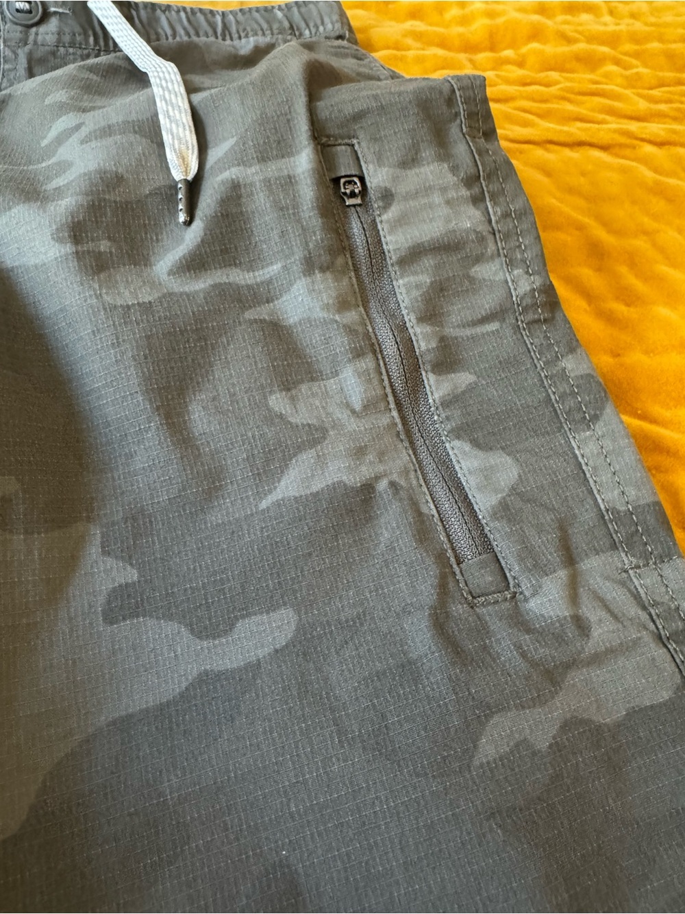 Vuori Ripstop Camo Drawstring Pants Small - Picture 5 of 10